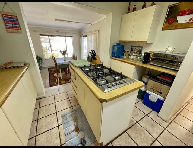 3 BEDROOM HOUSE FOR SALE IN KENMARE